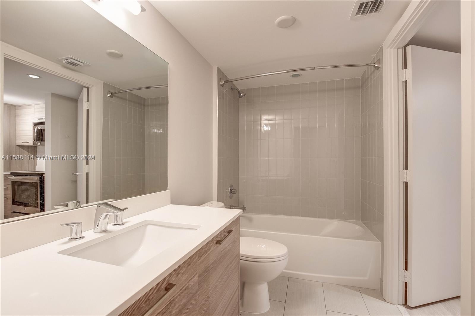 Bay Parc - Residential Lease