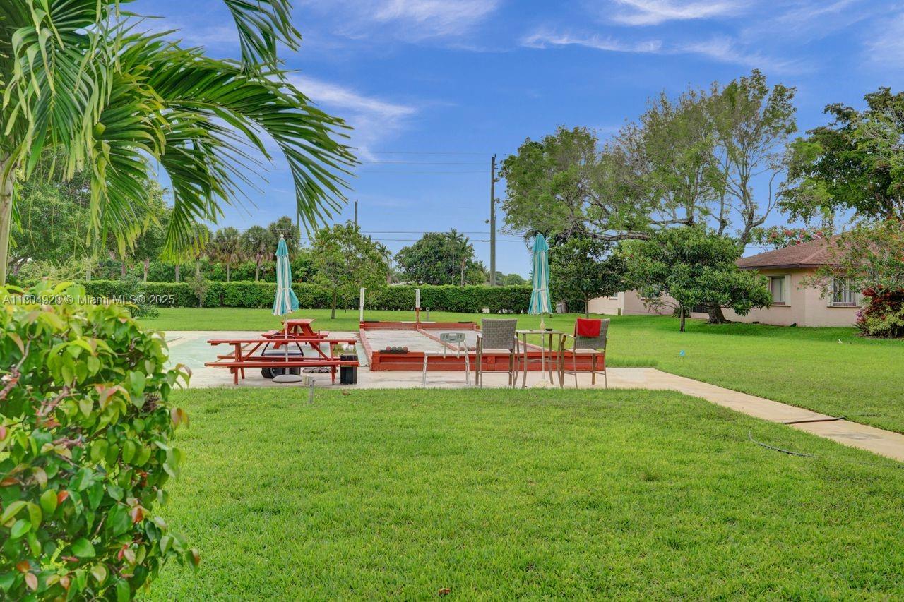 VILLAGES OF ORIOLE BONAIR - Residential