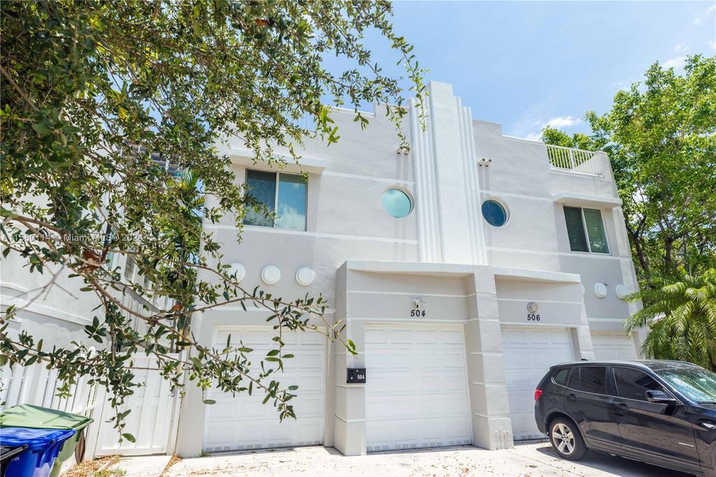 Photo of 506 SW 4th Ave #506, Fort Lauderdale, FL 33315 (MLS # A11580114)