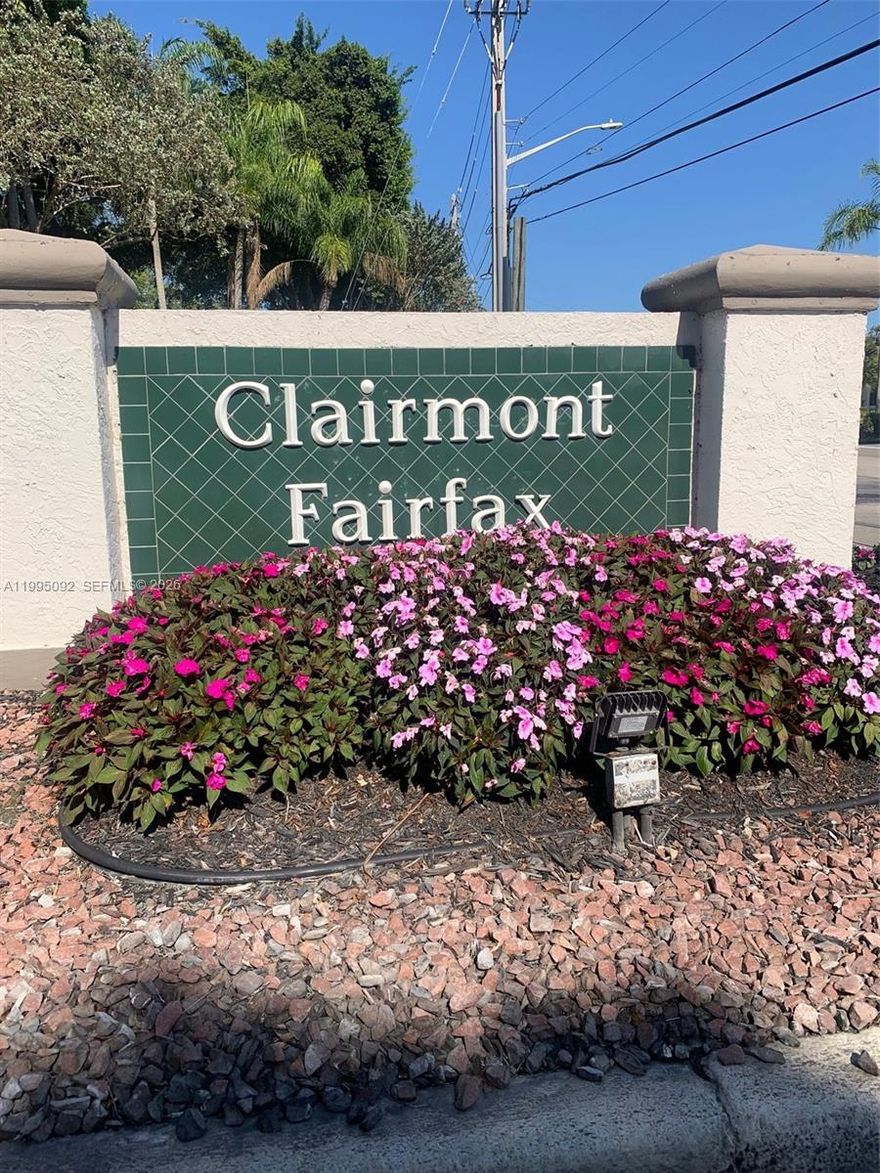 Highly Desirable Ground Floor / End Unit in the beautiful well maintained Clairmont community in Kings Point.  Large 2/2, corner unit with extra windows for light.  Unit has impact windows.  Washer and Dryer in their own laundry room are in the unit.  Located just steps from the pool, enjoy all of Kings Point resort style amenities, many clubs, , tennis, state of the art exercise equipment, sauna, 1000 seat theater, and courtesy bus to shopping. A great lifestyle for the 55+ community.  Association fee includes cable, Internet, water.  Bring your qualified clients, they will be glad you did.