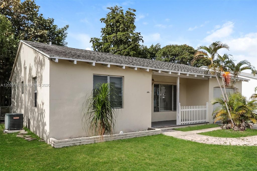 Photo of 506 58th St, West Palm Beach, FL 33407 (MLS # A12028982)