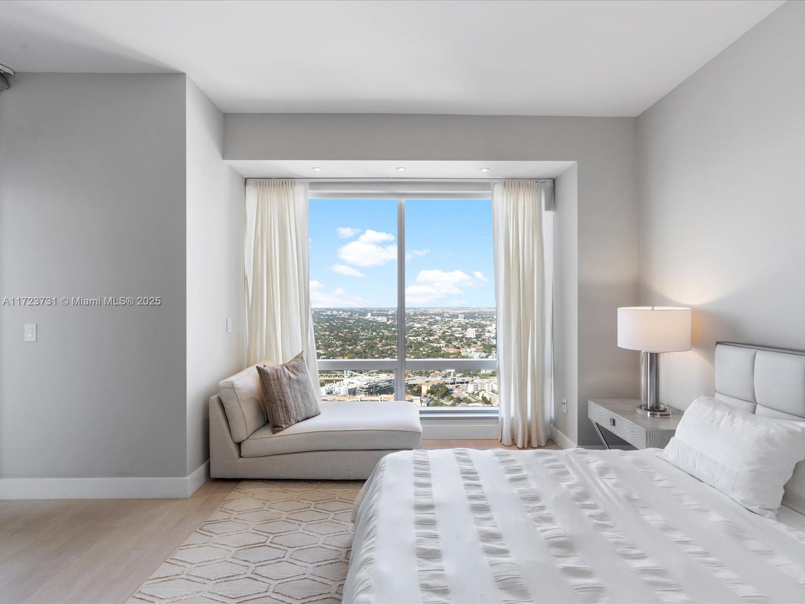 MILLENNIUM TOWER RESIDENC - Residential