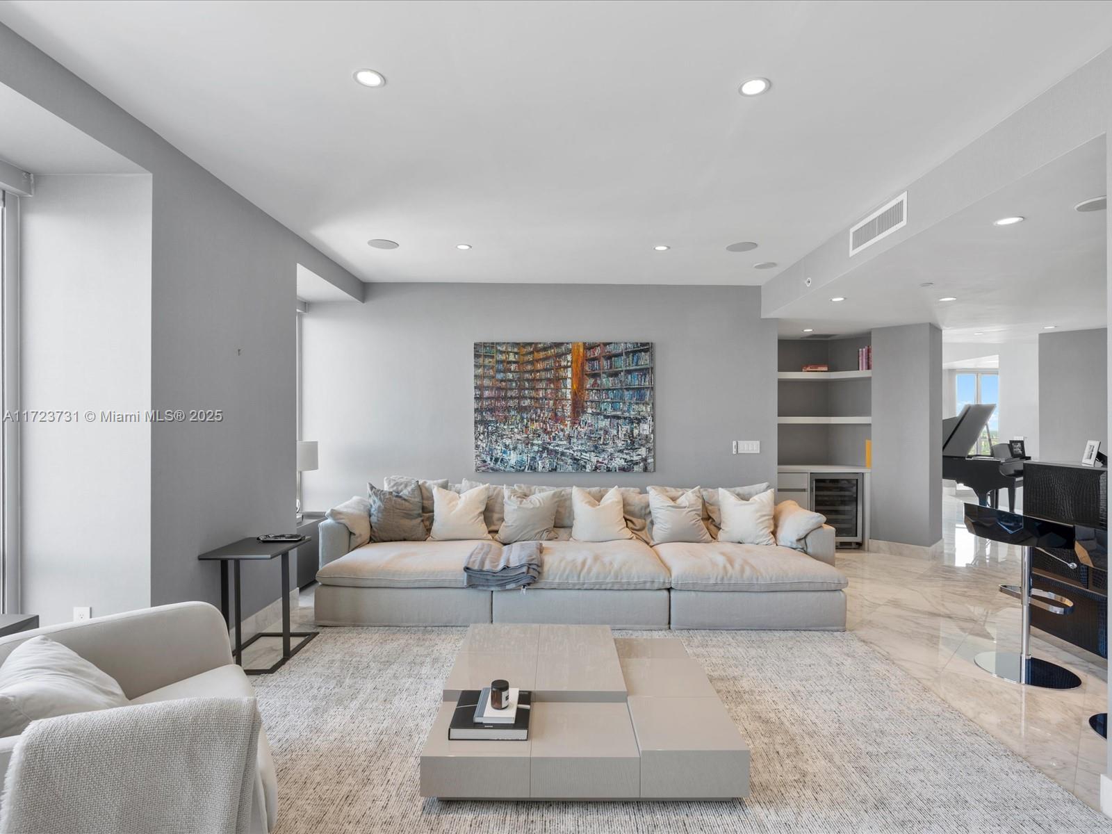 MILLENNIUM TOWER RESIDENC - Residential