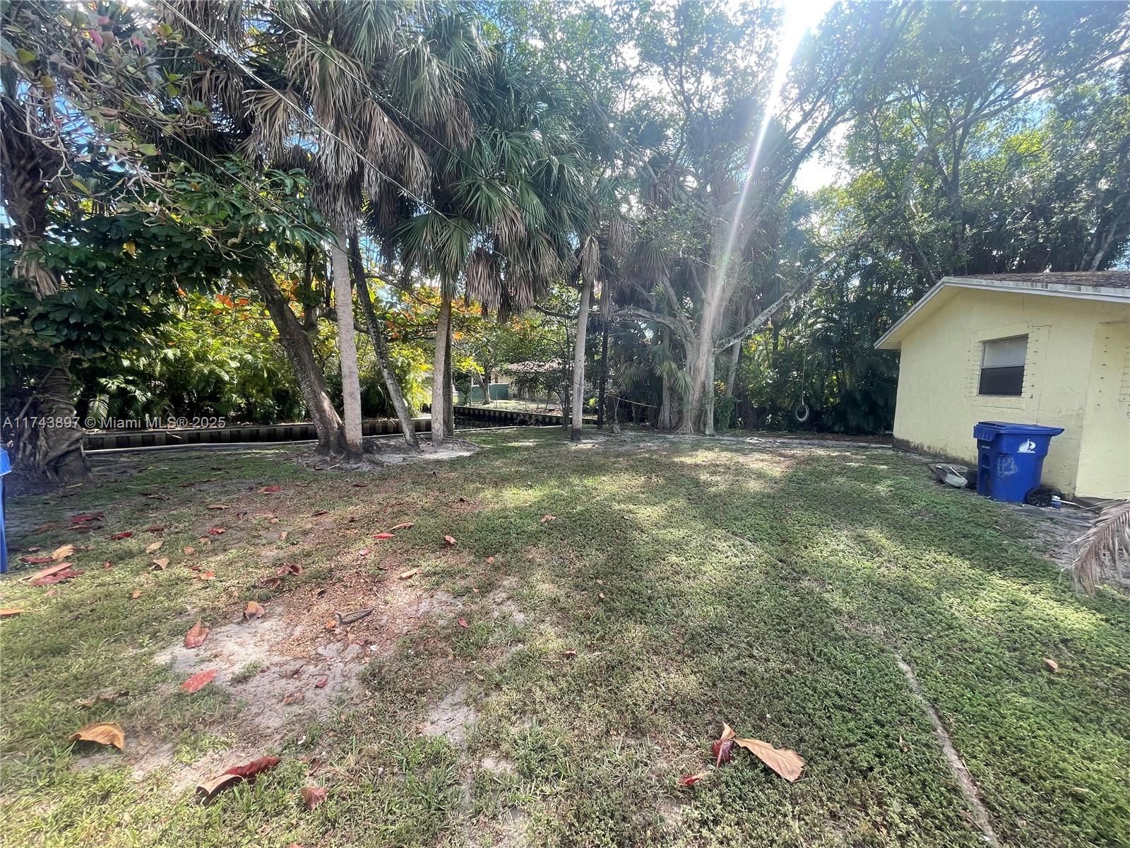 2884 SW 19th Pl