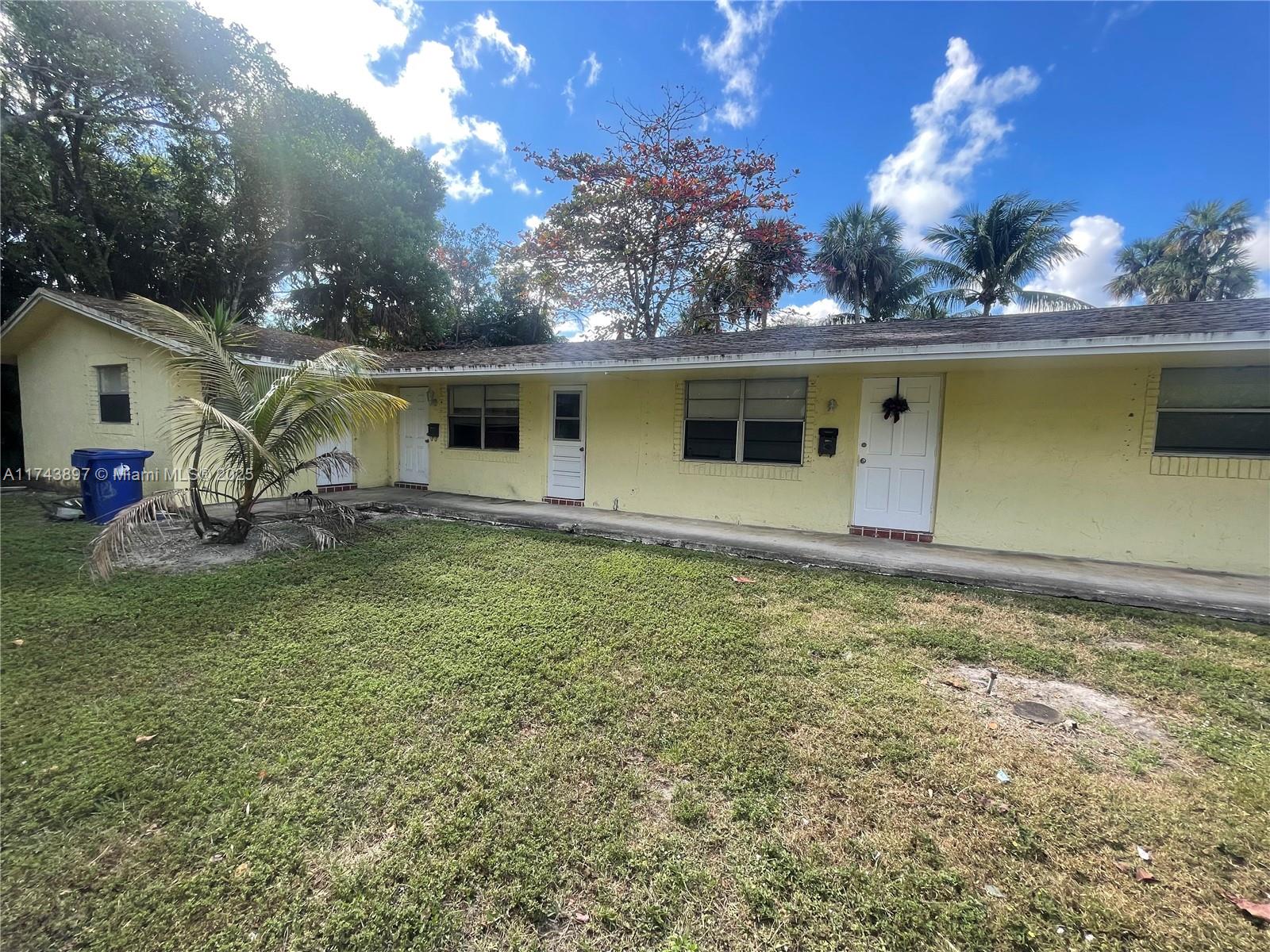 2884 SW 19th Pl
