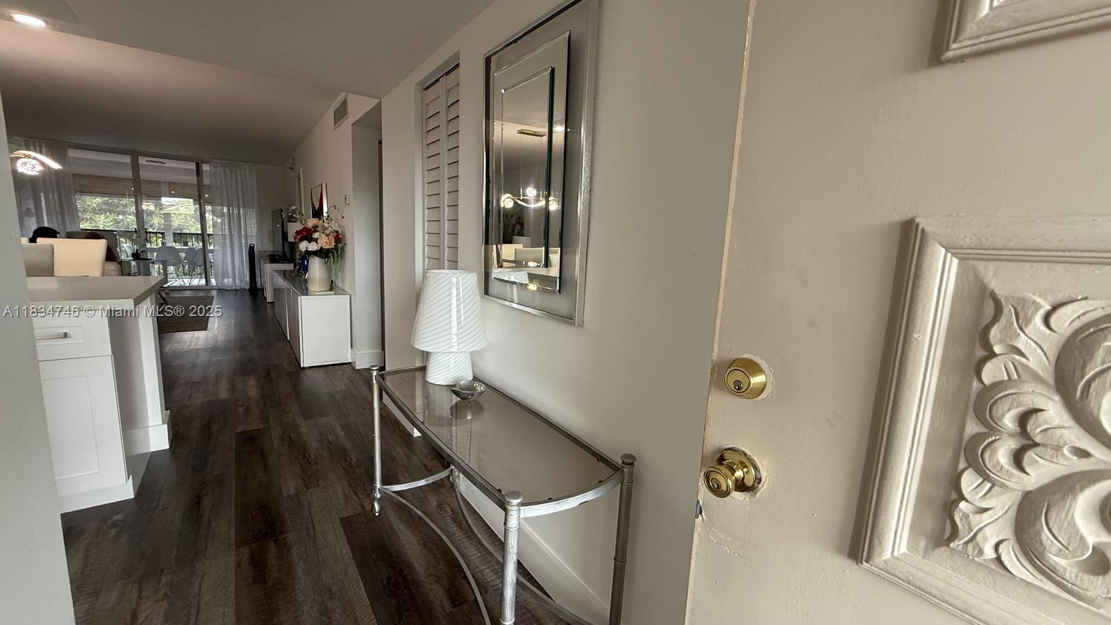 18TH HOLE AT INVERRARY CO - Residential