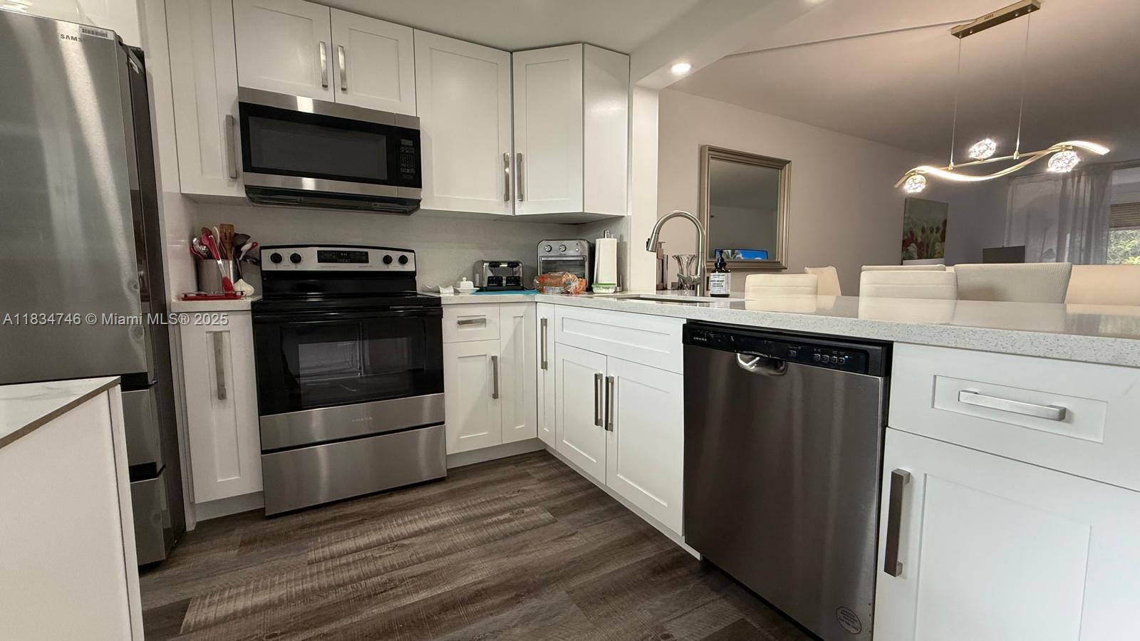 3910 Inverrary Blvd 503-B