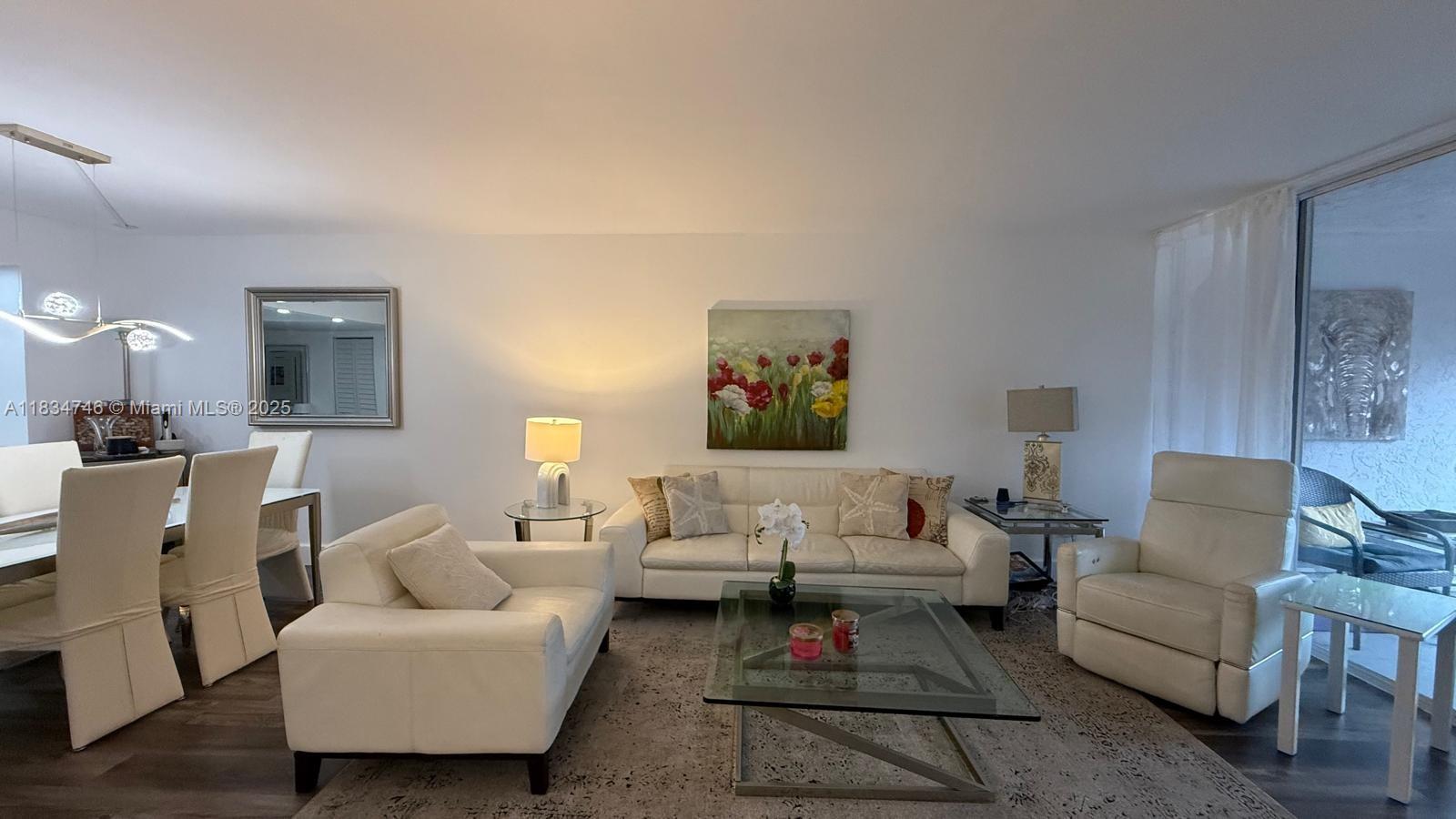 18TH HOLE AT INVERRARY CO - Residential