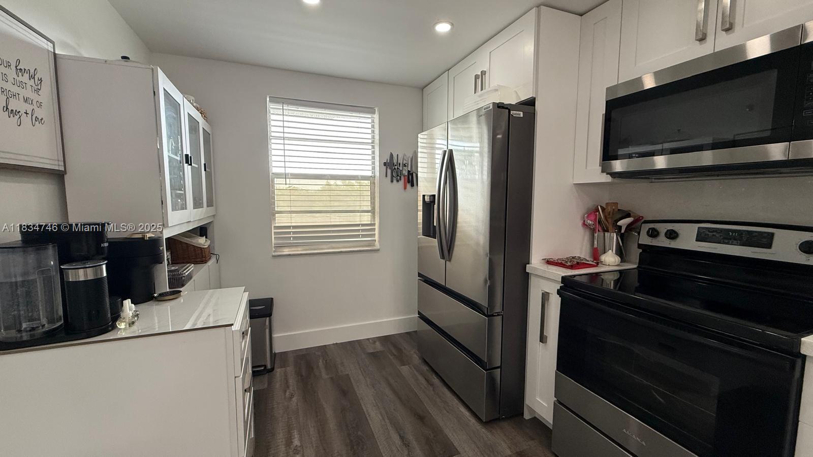 18TH HOLE AT INVERRARY CO - Residential