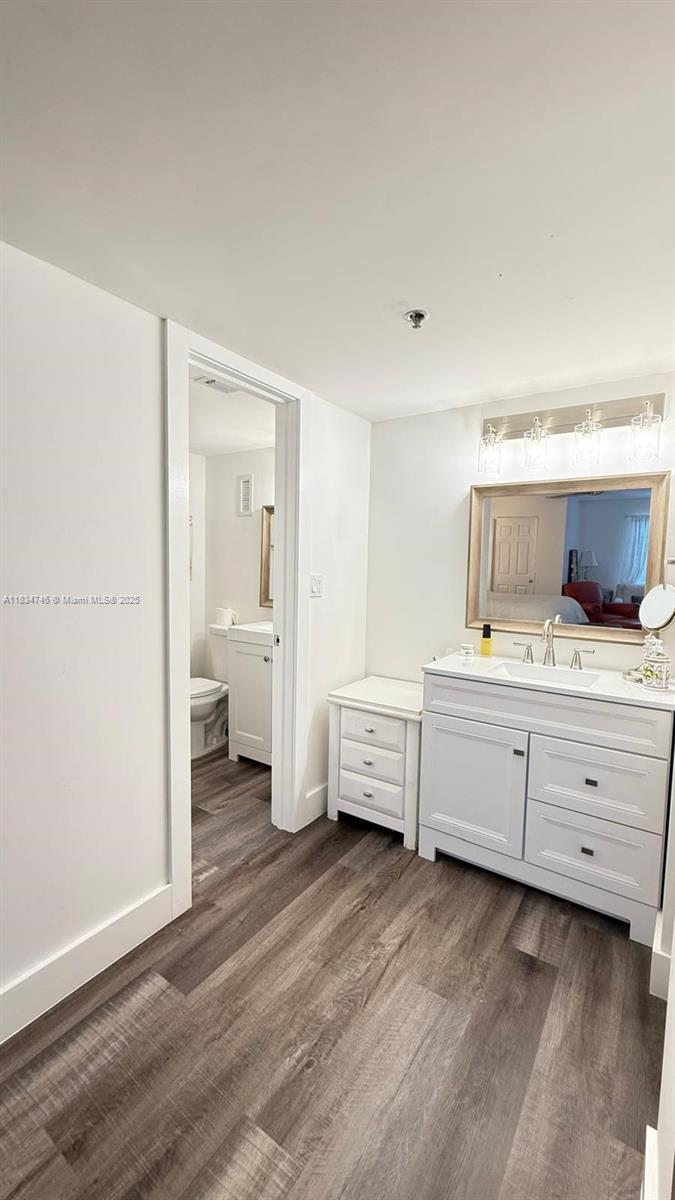 18TH HOLE AT INVERRARY CO - Residential