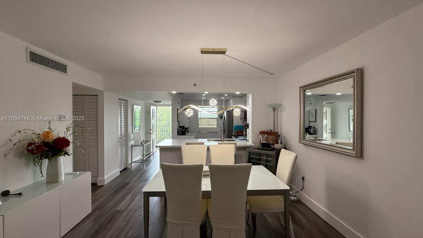 18TH HOLE AT INVERRARY CO - Residential