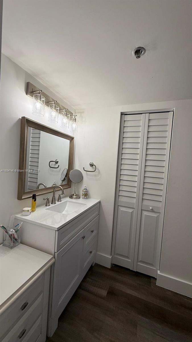 18TH HOLE AT INVERRARY CO - Residential