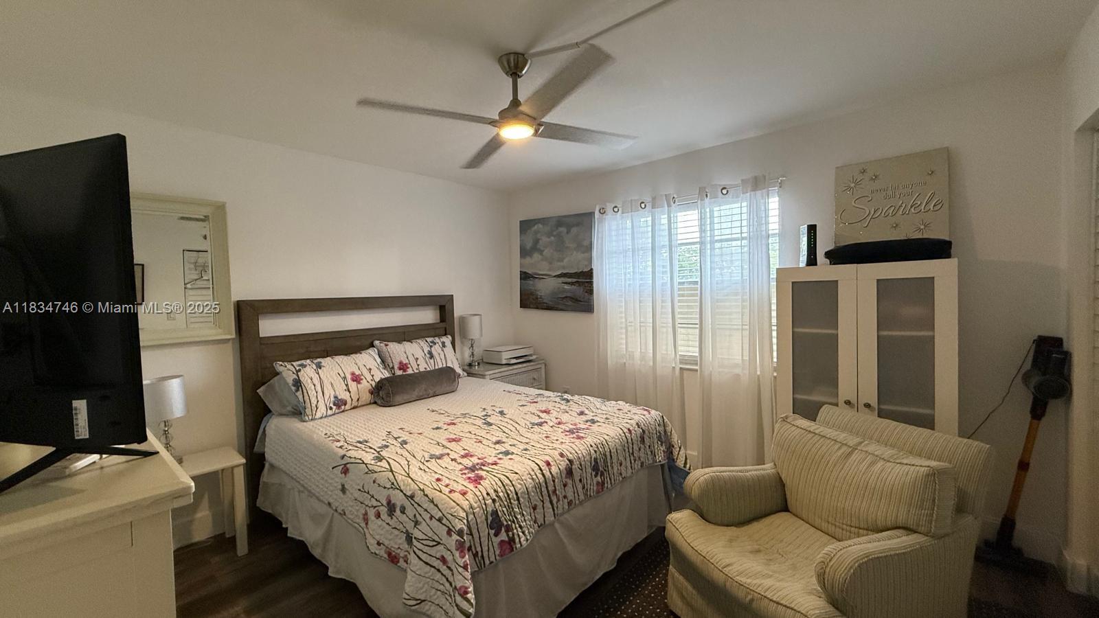 18TH HOLE AT INVERRARY CO - Residential