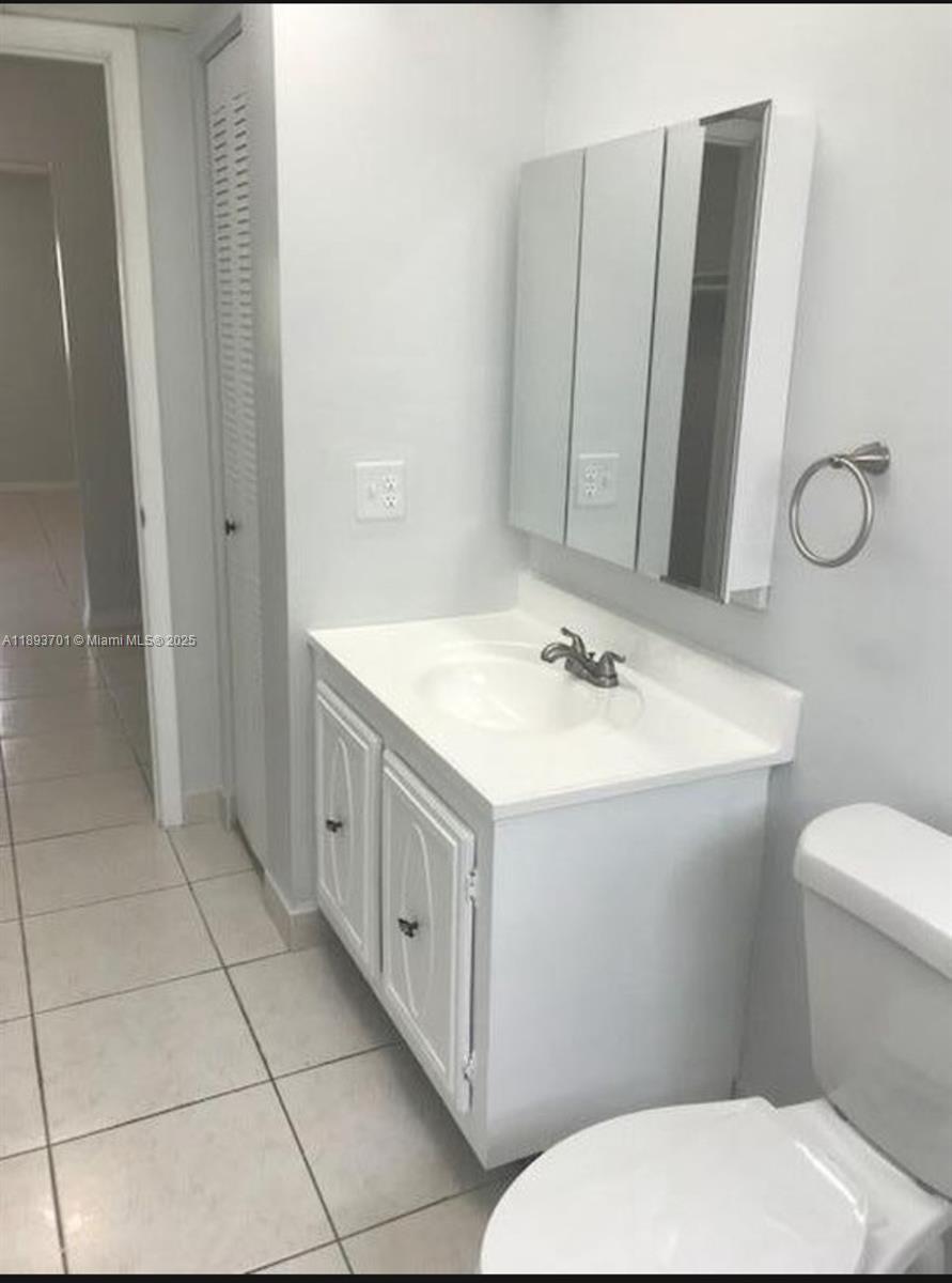 PARK EAST CONDO - Residential Lease