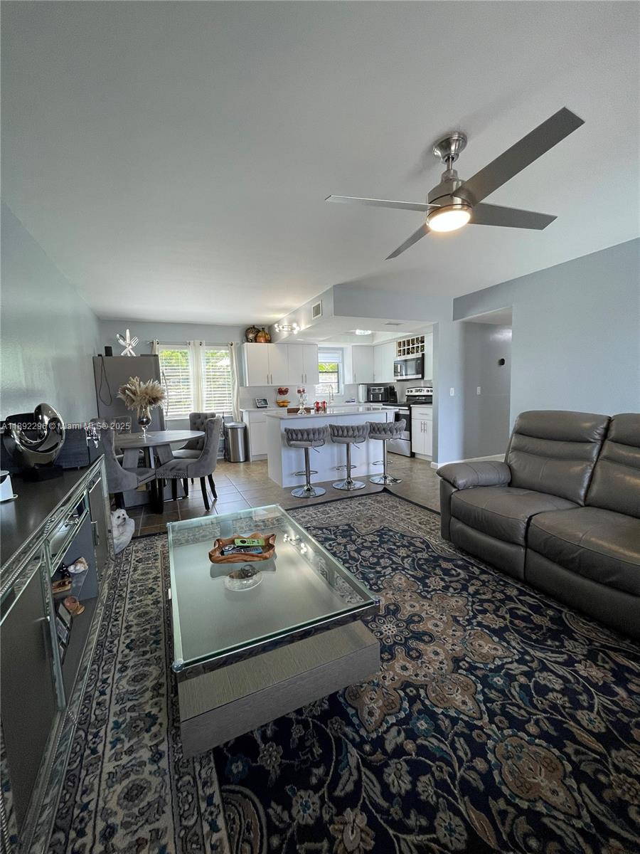 SE 8th Street Condominium - Residential