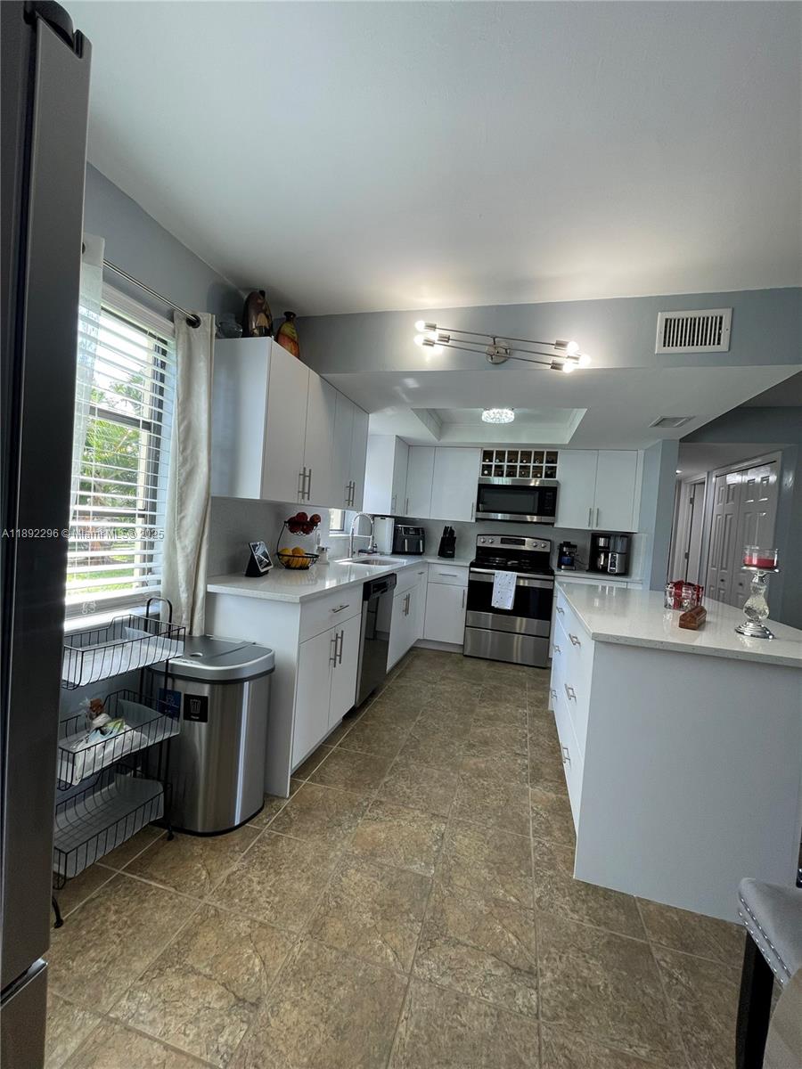 SE 8th Street Condominium - Residential