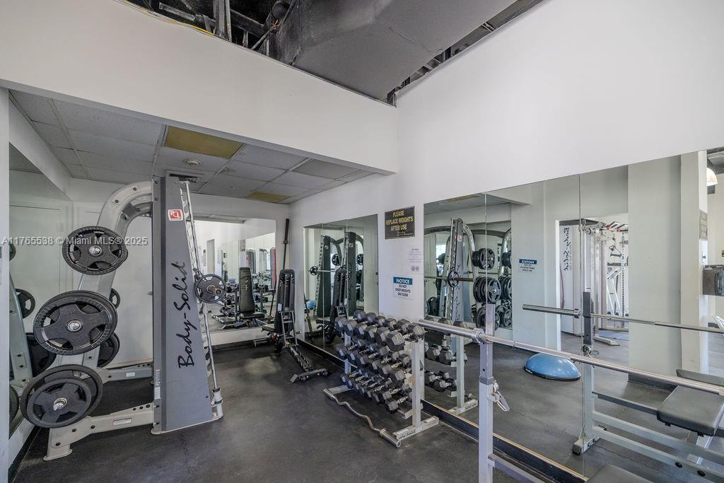 AQUARIUS CONDO - Residential