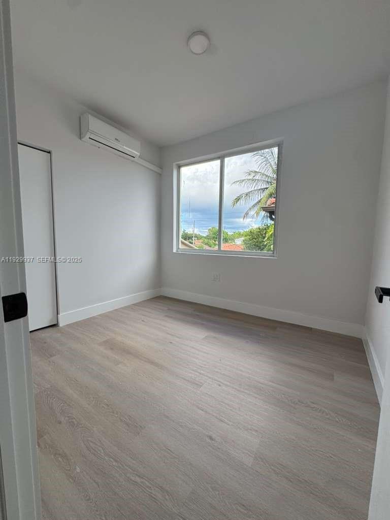 BEACON MANOR - Residential Lease