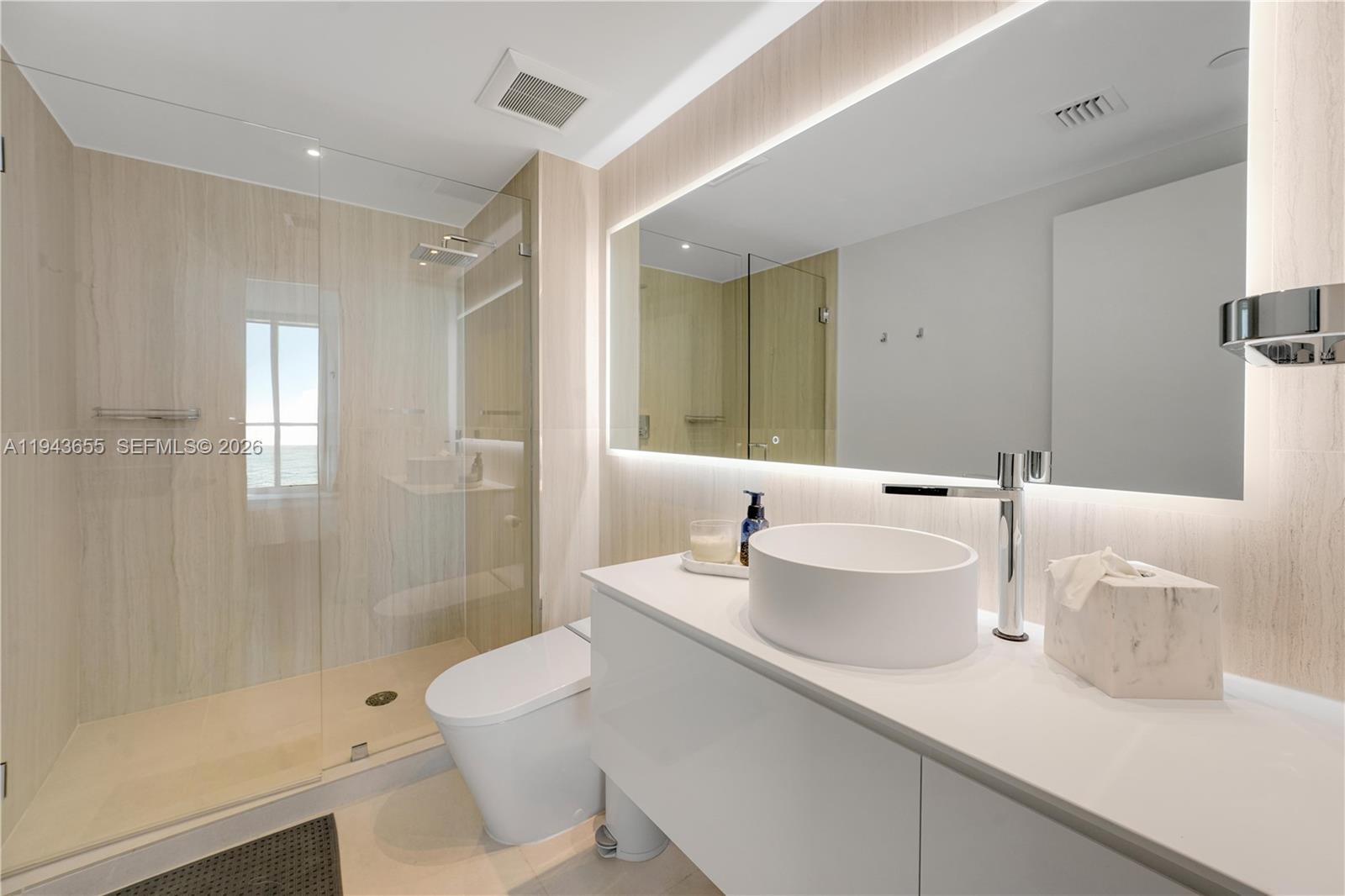 THE PENINSULA II CONDO - Residential