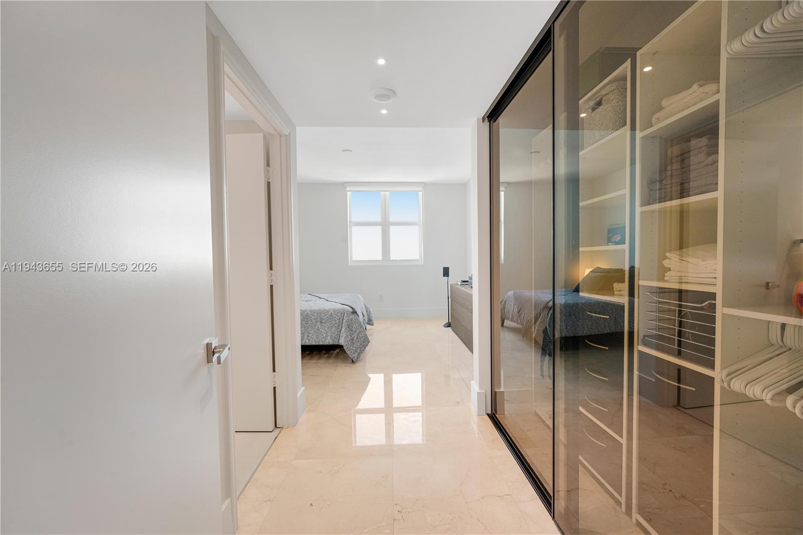 THE PENINSULA II CONDO - Residential