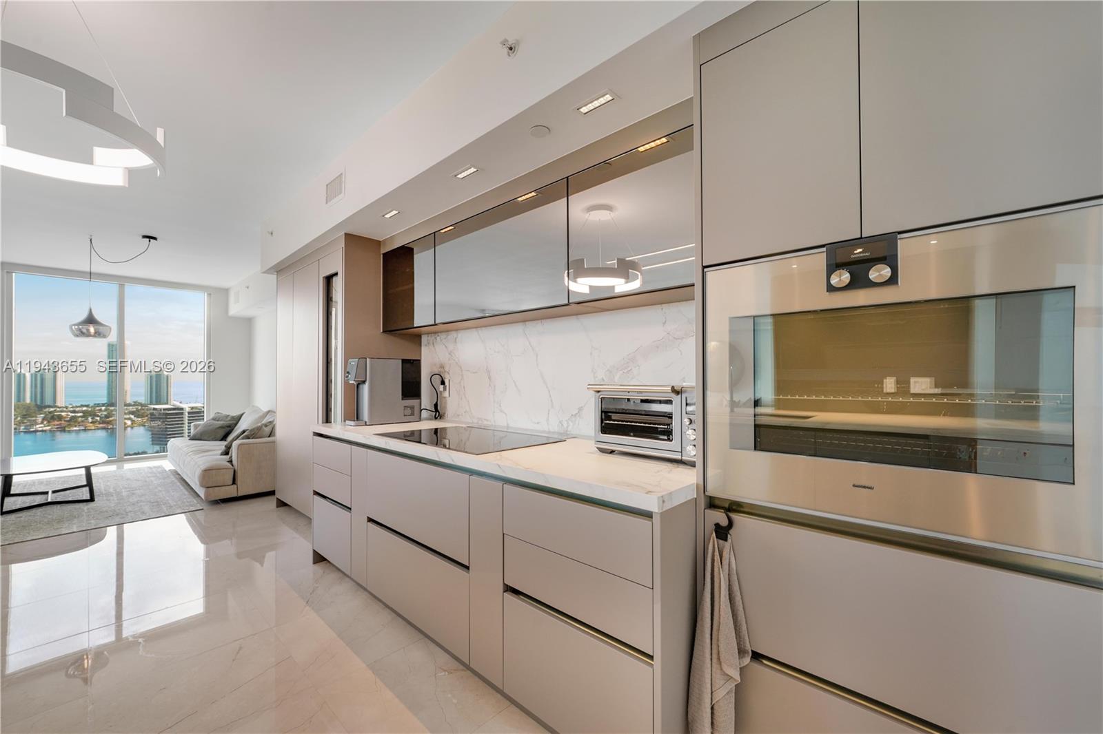 THE PENINSULA II CONDO - Residential