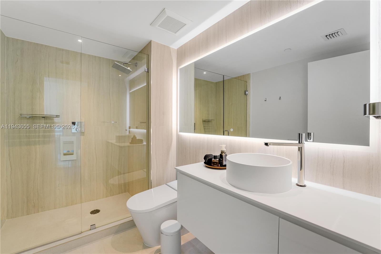 THE PENINSULA II CONDO - Residential