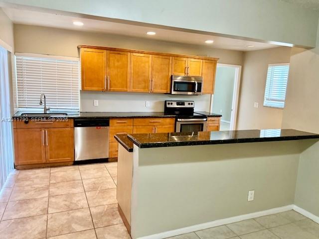 COUNTRY CLUB HOMES - Residential
