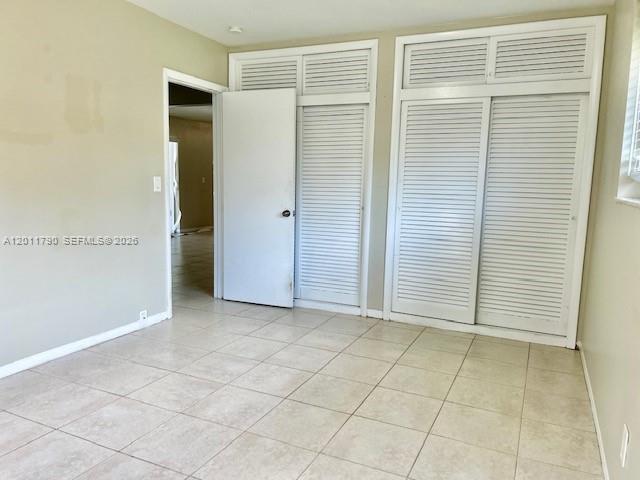 COUNTRY CLUB HOMES - Residential