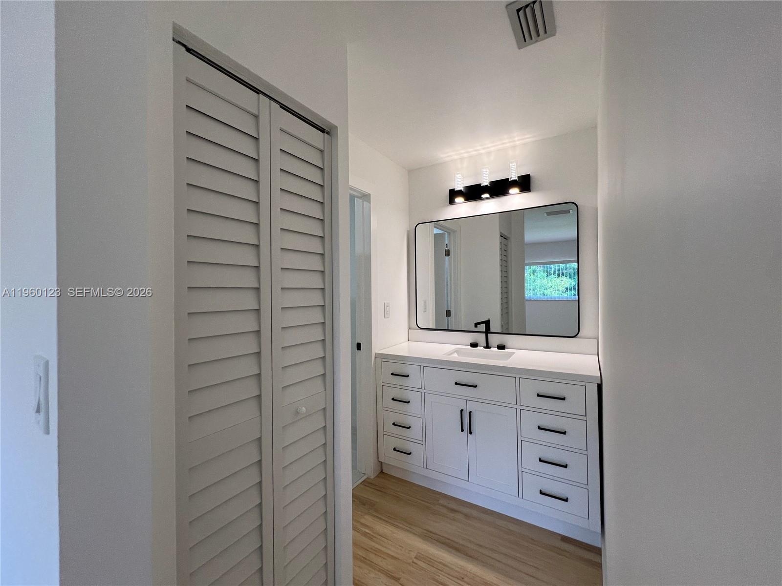 KINGS CREEK - Residential