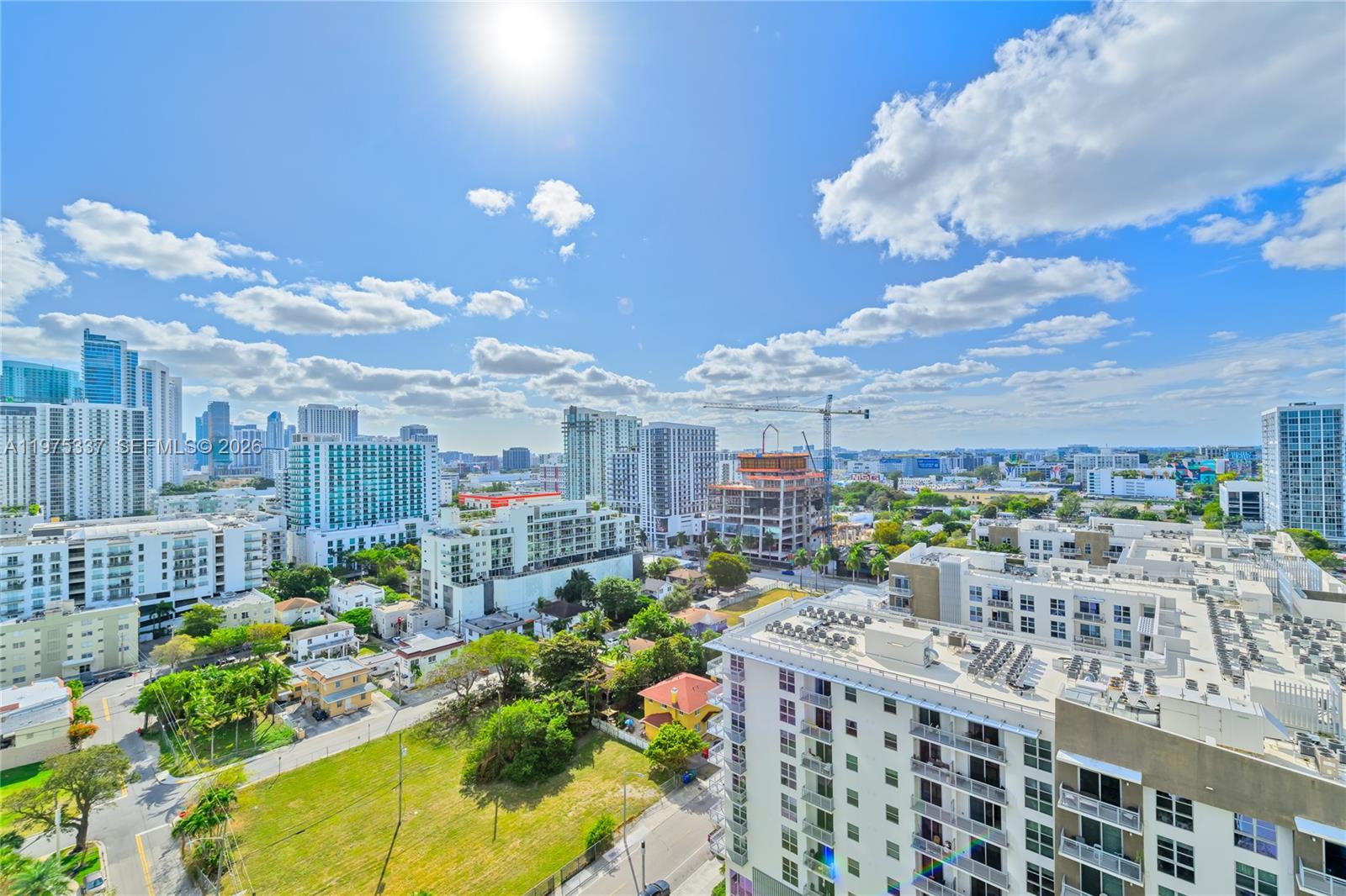 ICON BAY CONDO - Residential