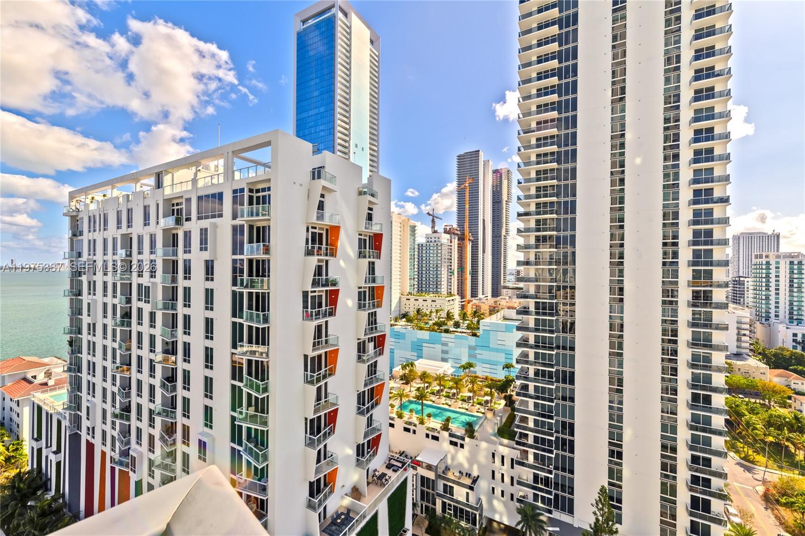 ICON BAY CONDO - Residential