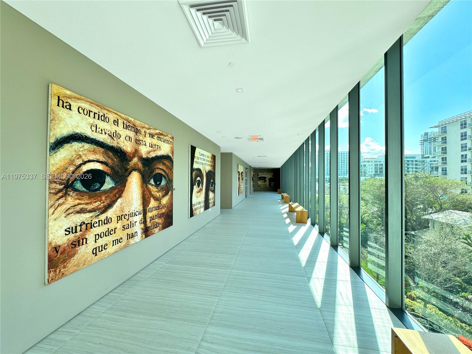 ICON BAY CONDO - Residential