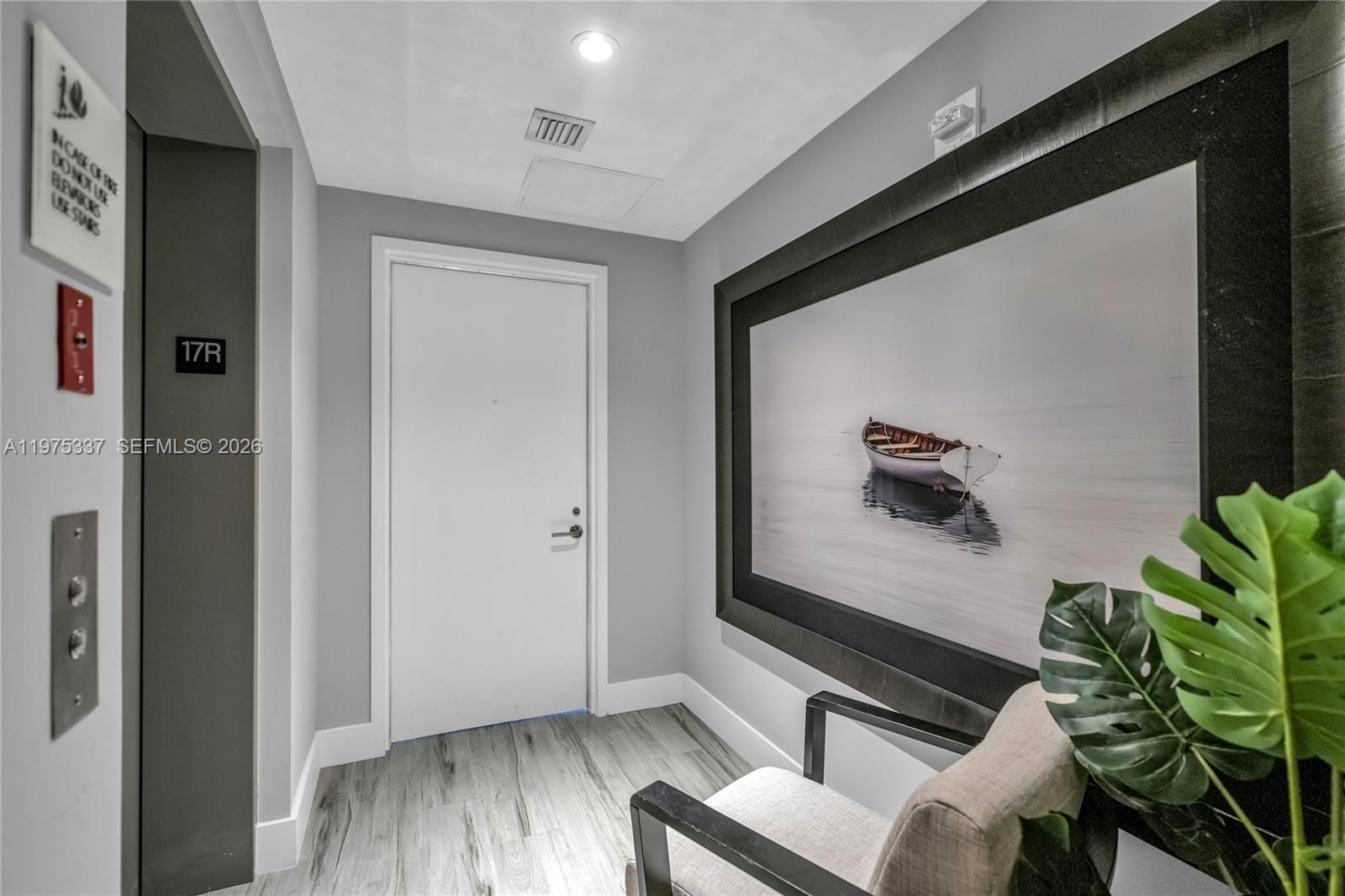 ICON BAY CONDO - Residential