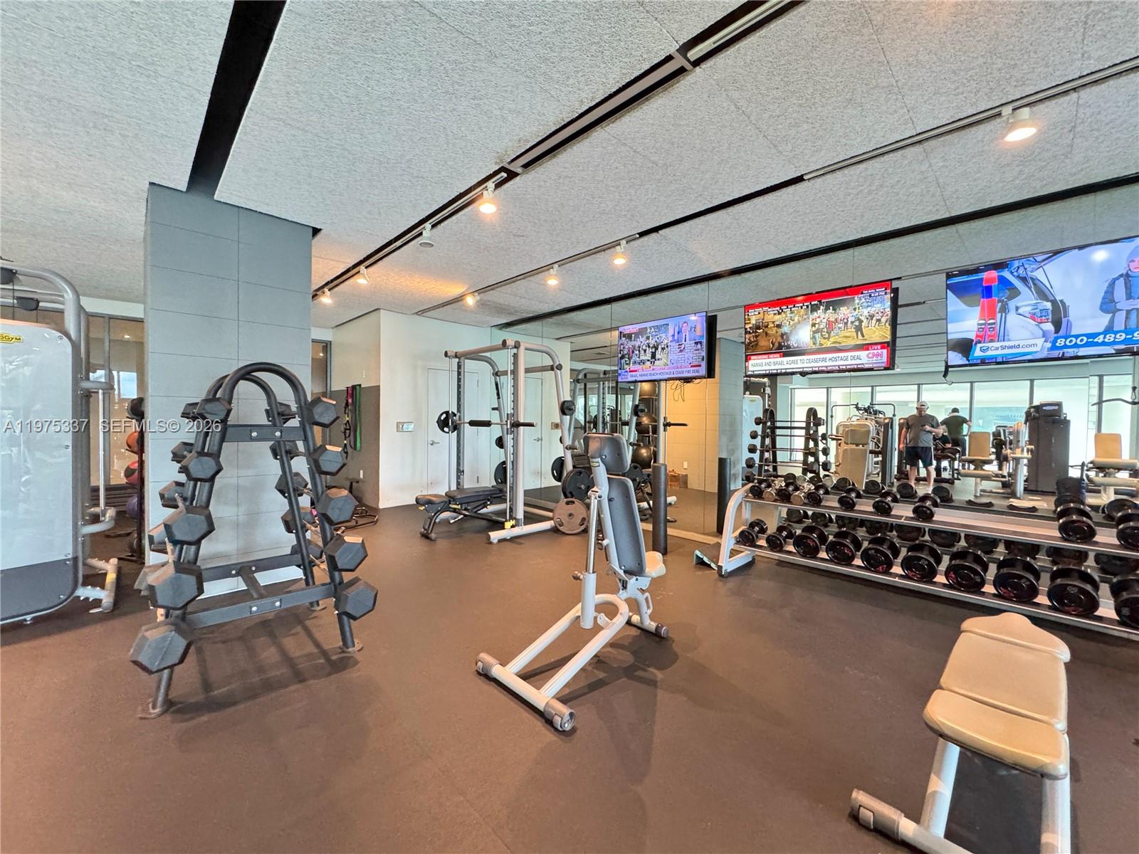 ICON BAY CONDO - Residential