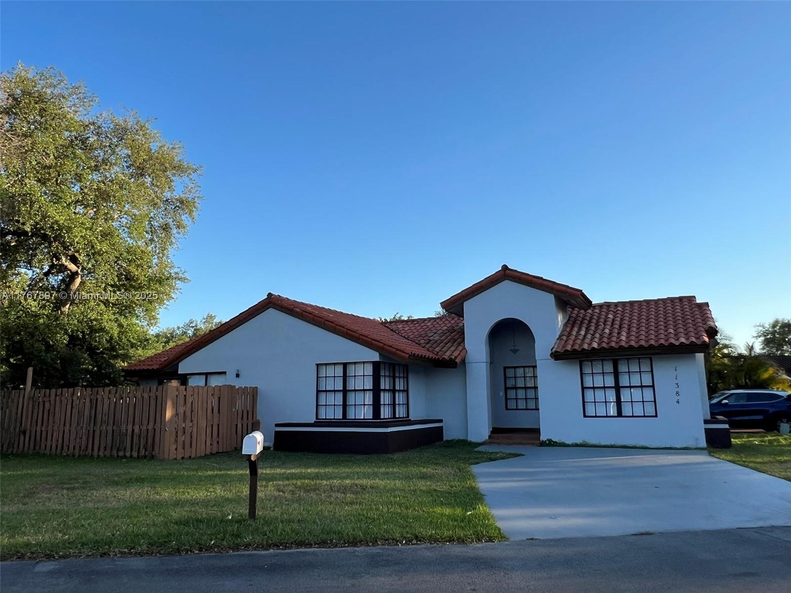 Rental Property at 11384 Sw 74th St, Miami, Broward County, Florida - Bedrooms: 3 
Bathrooms: 2  - $3,500 MO.