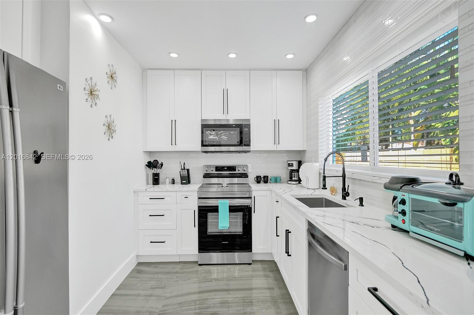 NORTH RIDGE - Residential