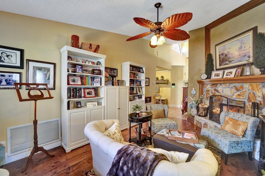 FOREST RIDGE SINGLE FAMIL - Residential