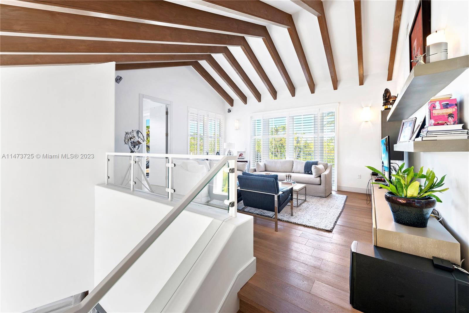 TROPICAL ISLE HOMES SUB 4 - Residential