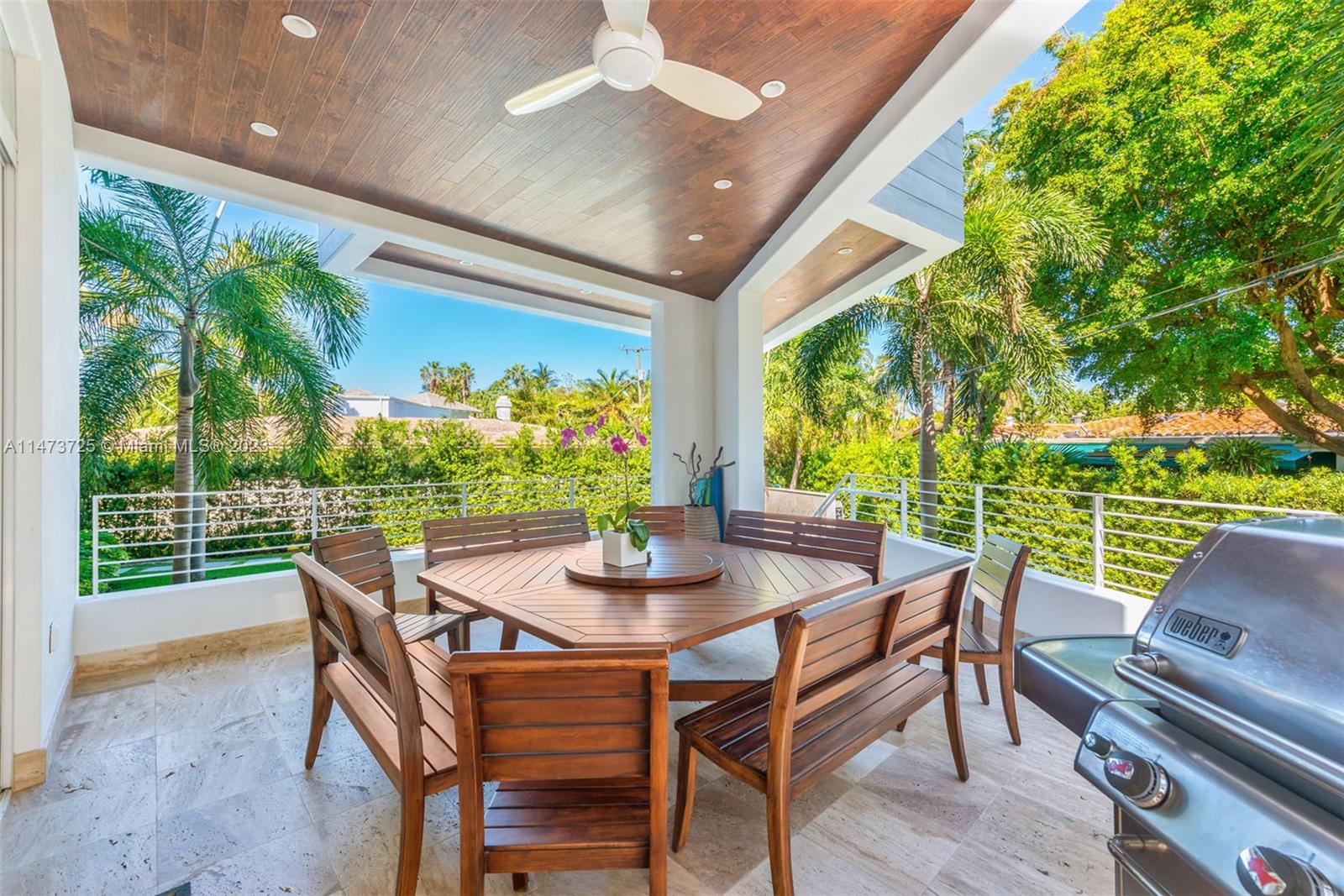 TROPICAL ISLE HOMES SUB 4 - Residential