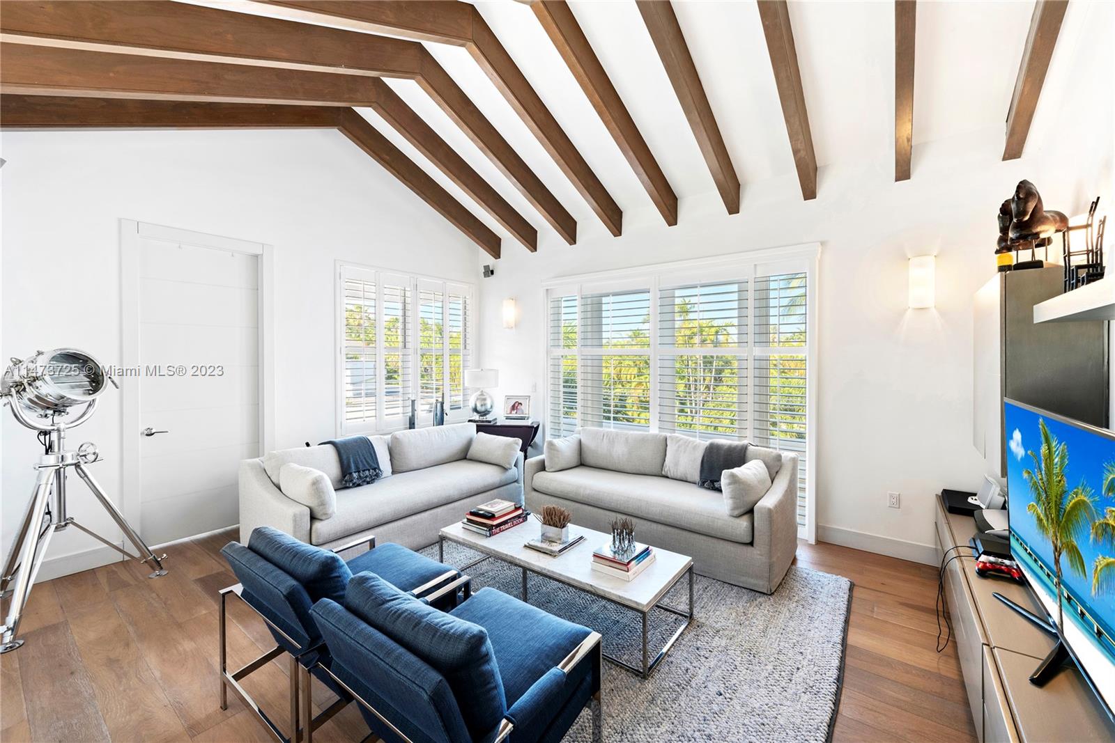 TROPICAL ISLE HOMES SUB 4 - Residential