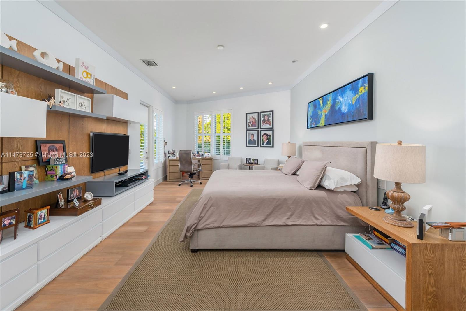 TROPICAL ISLE HOMES SUB 4 - Residential