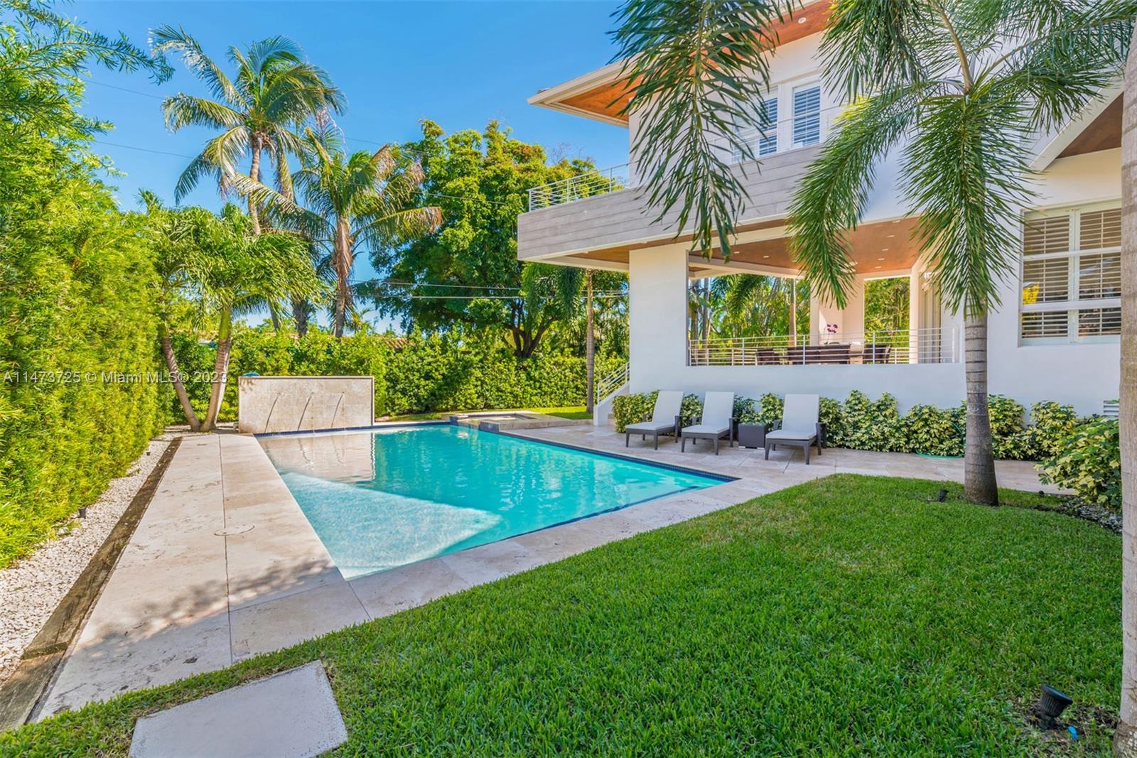 TROPICAL ISLE HOMES SUB 4 - Residential