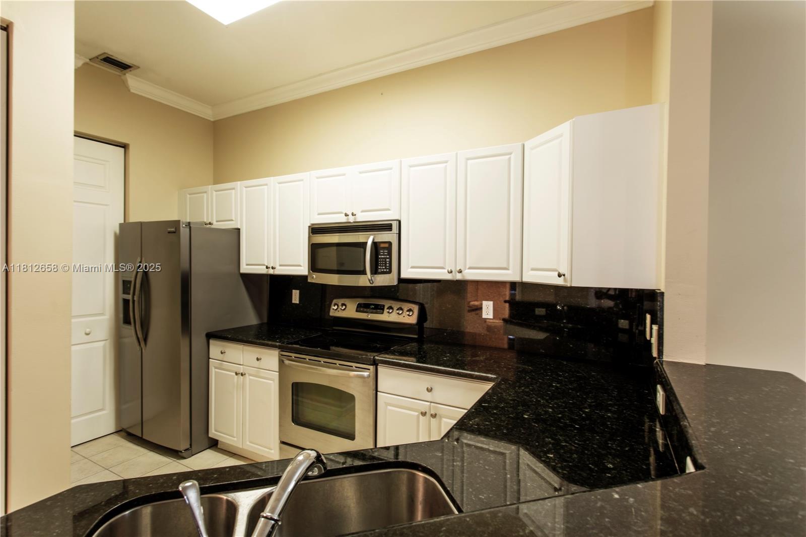 4402 SW 160th Ave 932