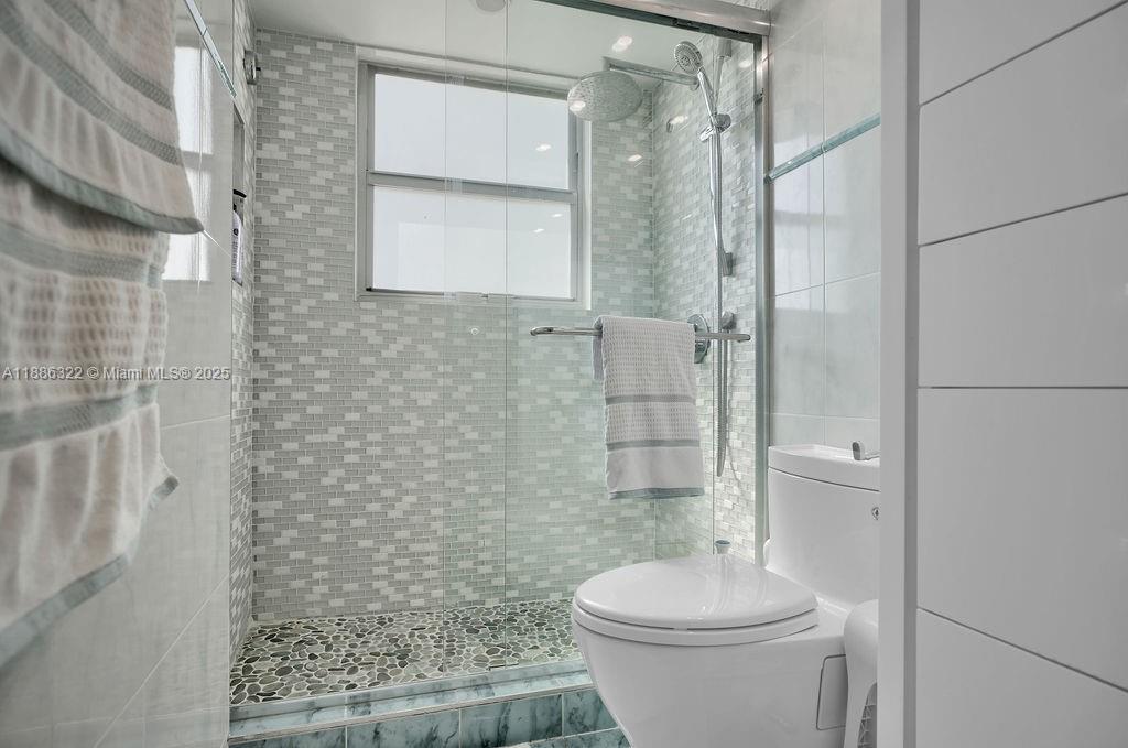 MAISON GRANDE CONDO - Residential