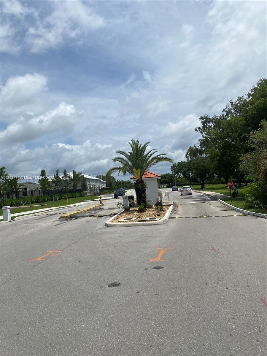 SOMERSET NO 4 CONDO - Residential Lease