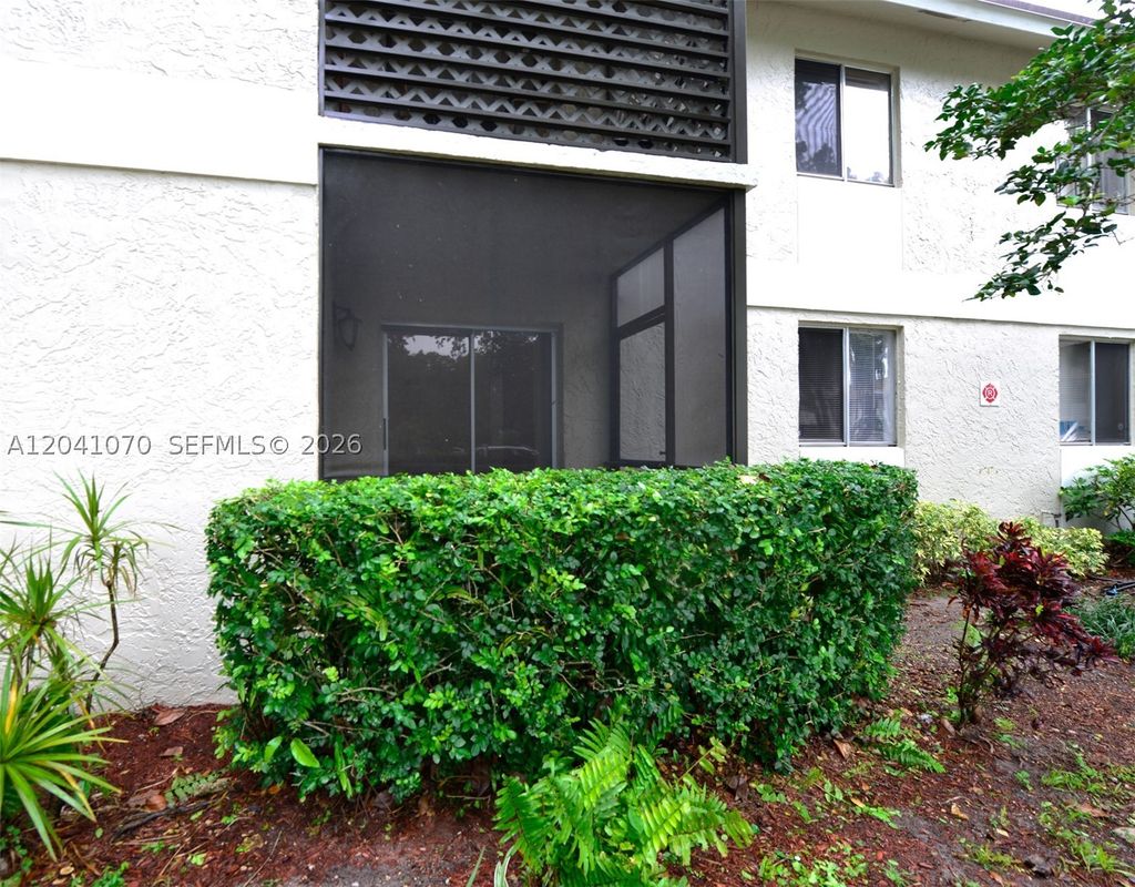 Photo of 703 Gardens Dr #102, Pompano Beach, FL 33069 (MLS # A12041070)