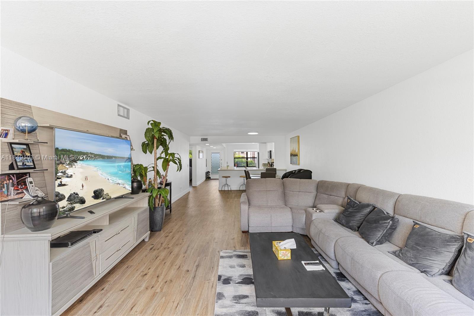 SUNRISE LAKES 183 CONDO - Residential