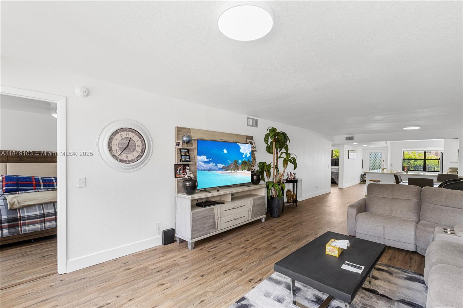 SUNRISE LAKES 183 CONDO - Residential