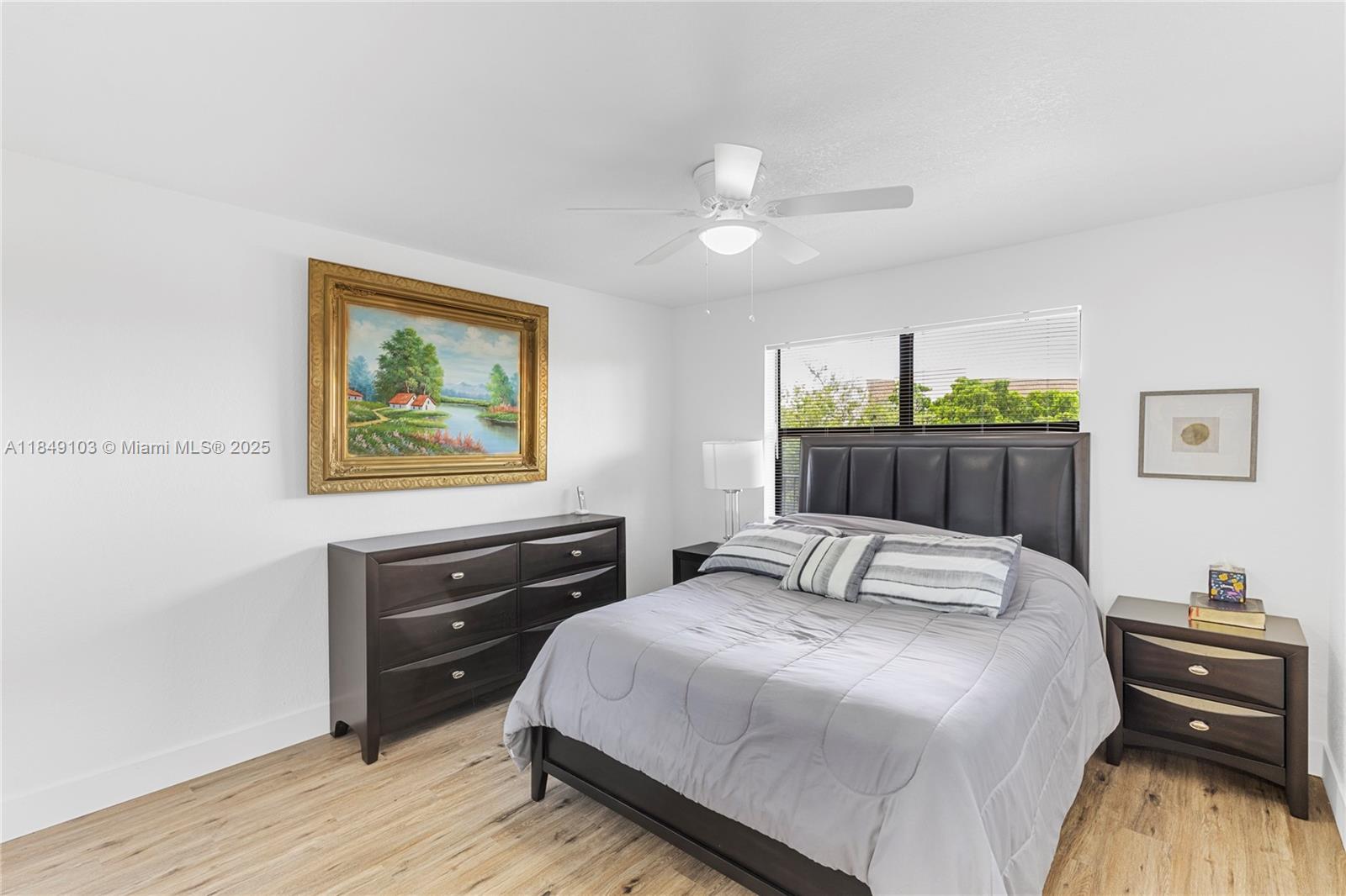 SUNRISE LAKES 183 CONDO - Residential