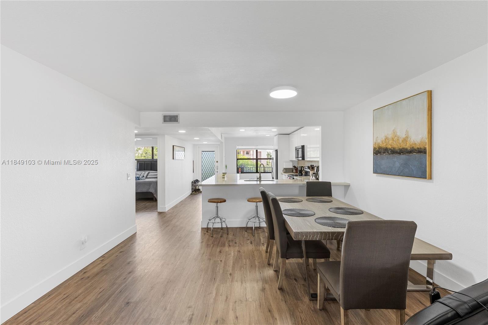 SUNRISE LAKES 183 CONDO - Residential